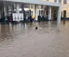 Затопленные улицы Ярославля после ливня 22 июля, машины в воде